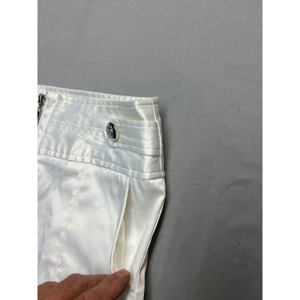 Star Style White Satin Exposed Zip Hot Pants Mini Shorts Silver Buttons Size 3